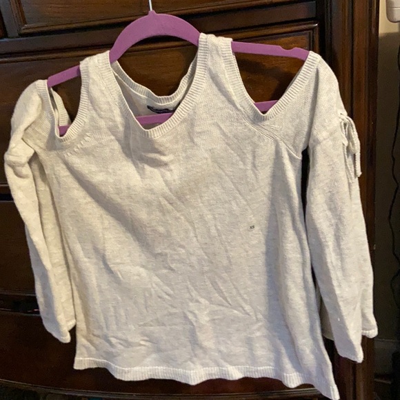 American eagle sweater bell sleaeves - Picture 2 of 2